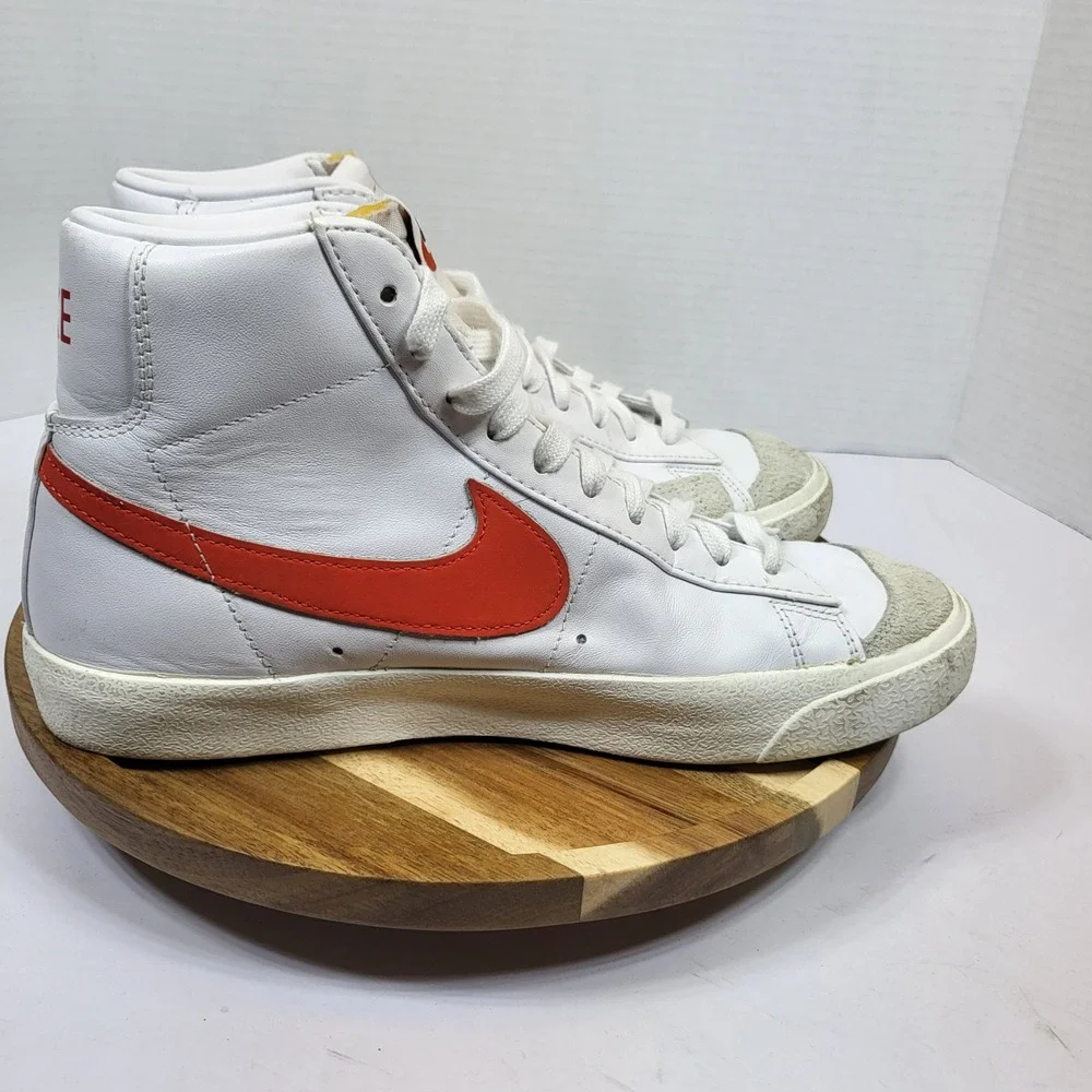 Nike Blazer Mid '77 Vintage Habanero Red White High Top Sneakers Women's Size 9